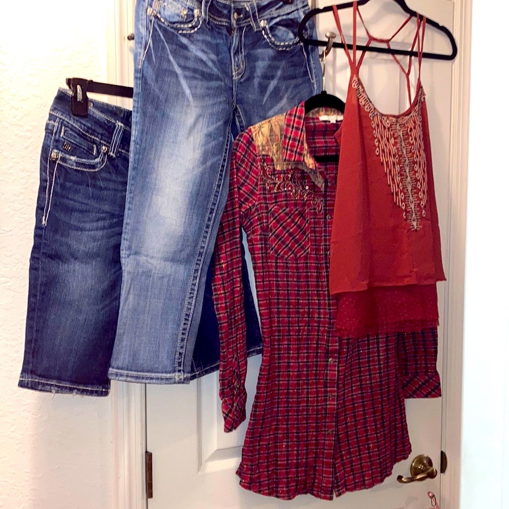 🐞Miss Me Top, Bermuda & Crop Jeans & Dress Bundle